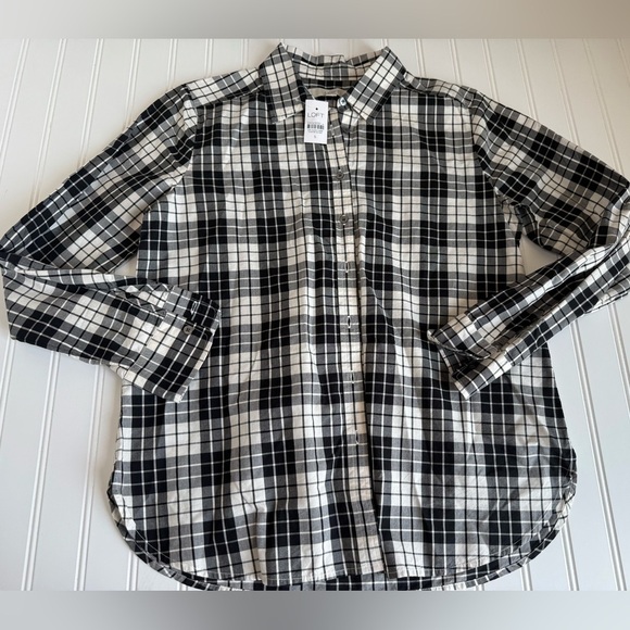 Ann Taylor Loft Women’s Shirt Small Plaid Black White  NEW 933 - Picture 1 of 4